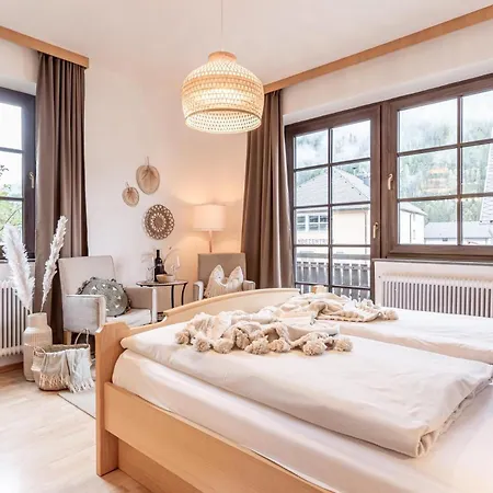 Der Thomataler Wirt イン