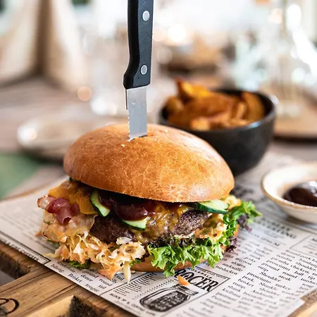 Der Thomataler Wirt イン *